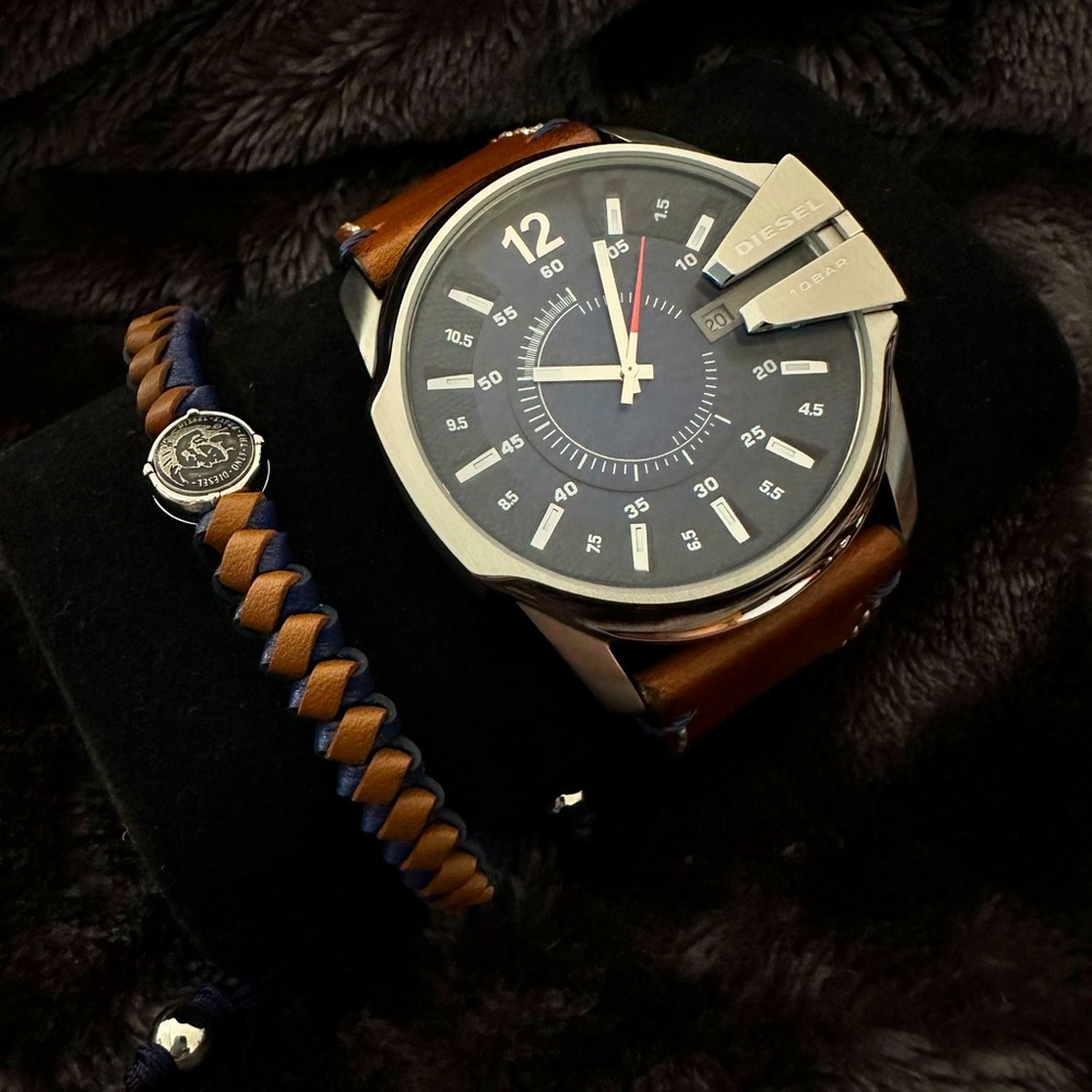 DIESEL | Model: DZ1925